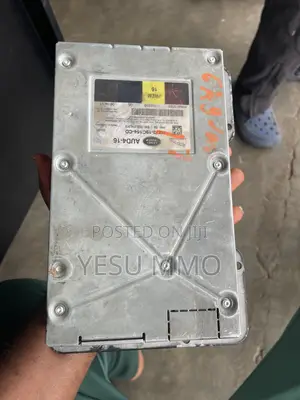 Range Rover Sports Audio Amplifier