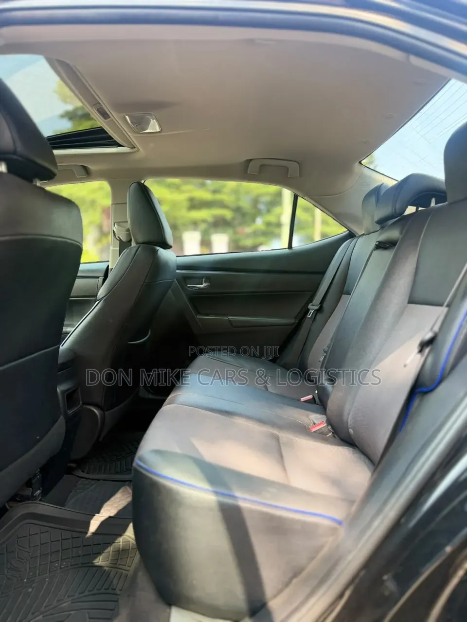 Toyota Corolla SE (1.8L 4cyl 6M) 2019 Black