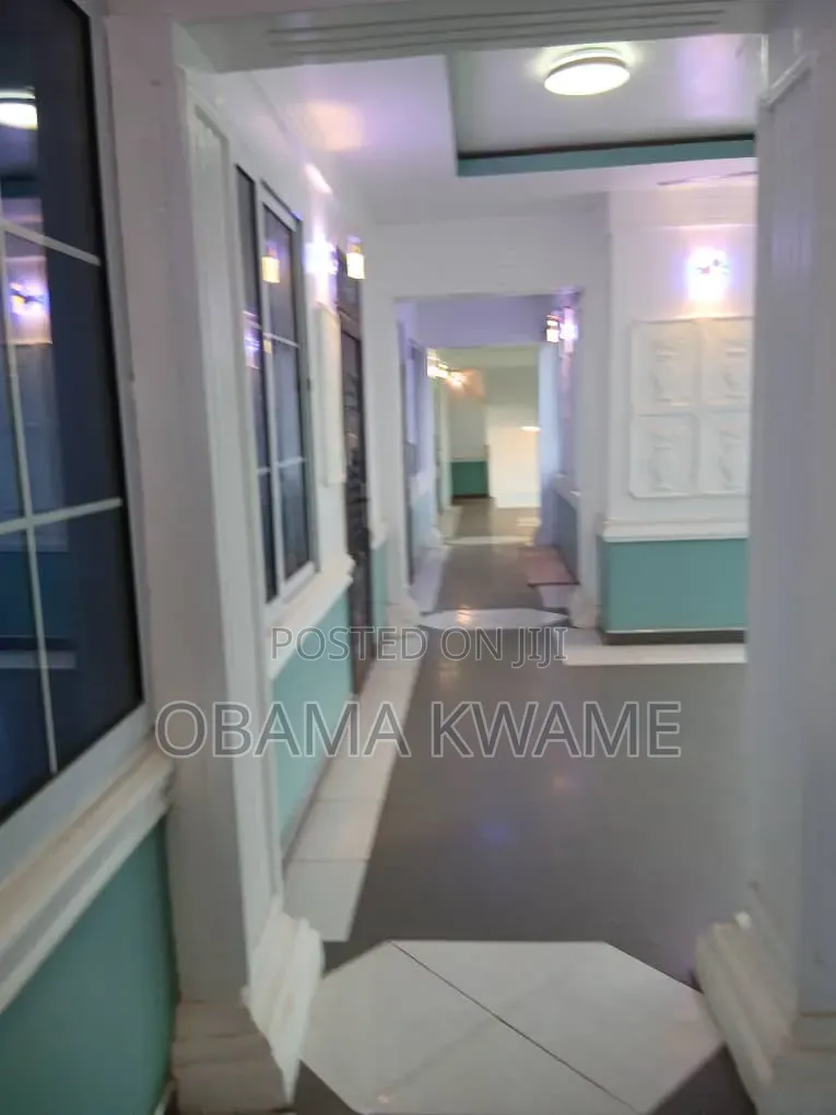 19bdrm Apartment in Laryea Homes, Community 25 for sale