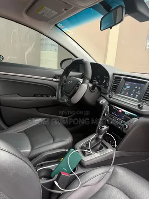 Hyundai Elantra 2018 Blue