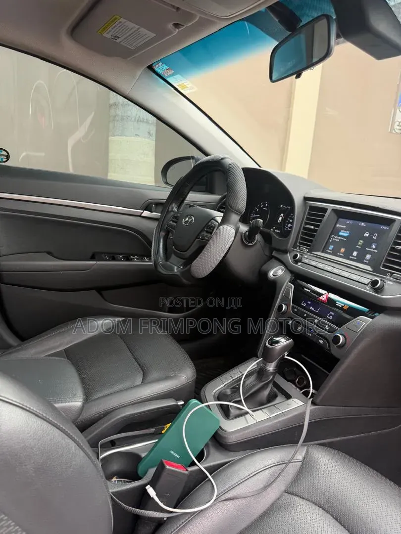 Hyundai Elantra 2018 Blue