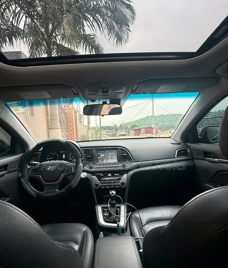Hyundai Elantra 2018 Blue