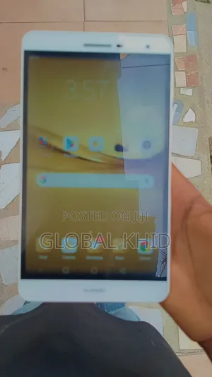 Huawei MediaPad 64 GB White