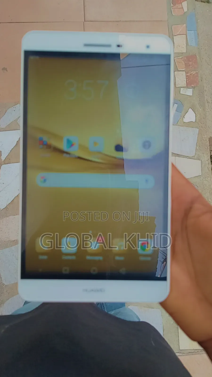 Huawei MediaPad 64 GB White