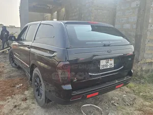 SsangYong Korando 2014 Black