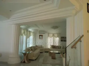 9bdrm Mansion in Laryea Homes, American House for sale