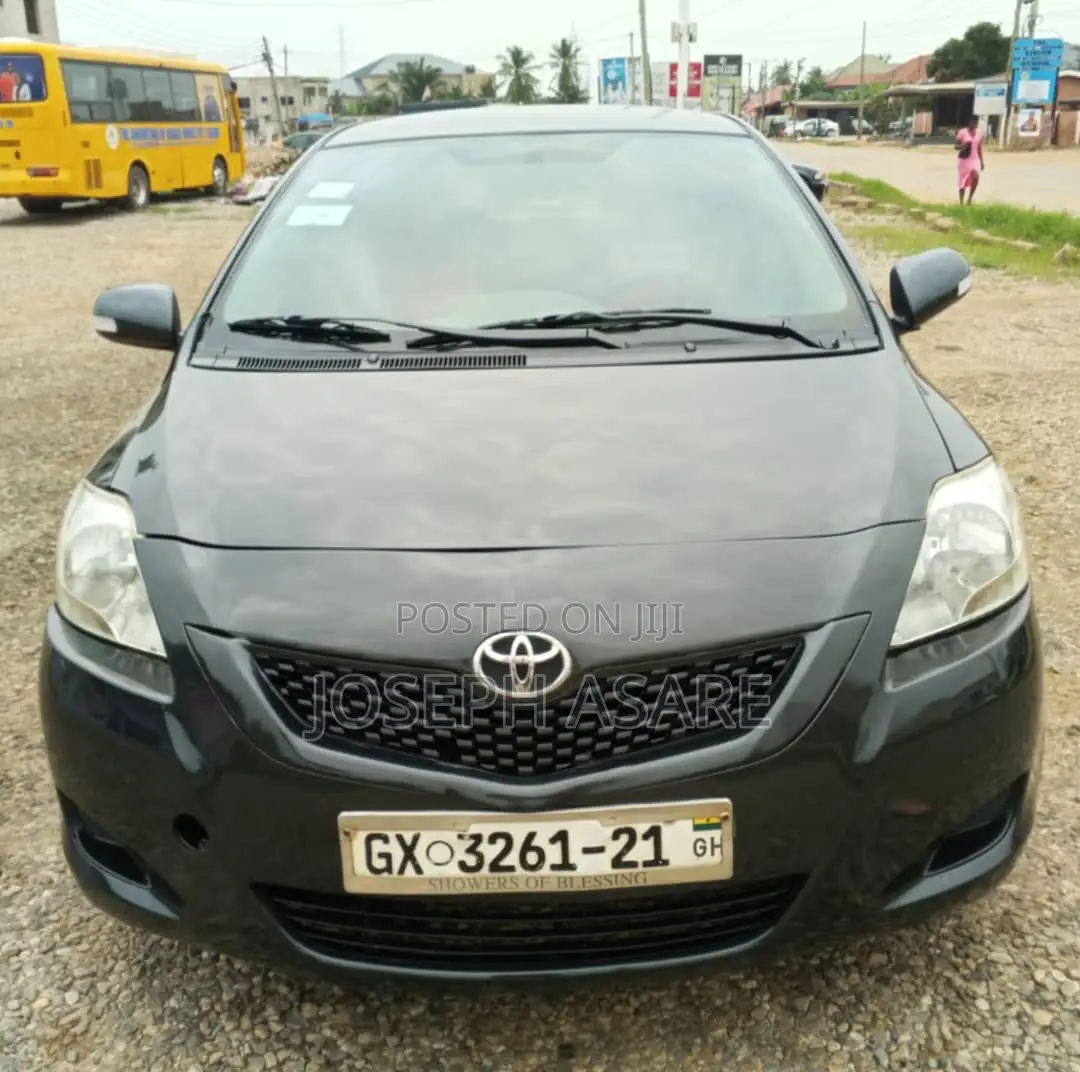 Toyota Belta 2010 Black