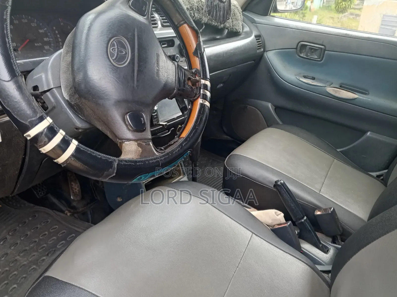 Toyota Duet 2010 Black