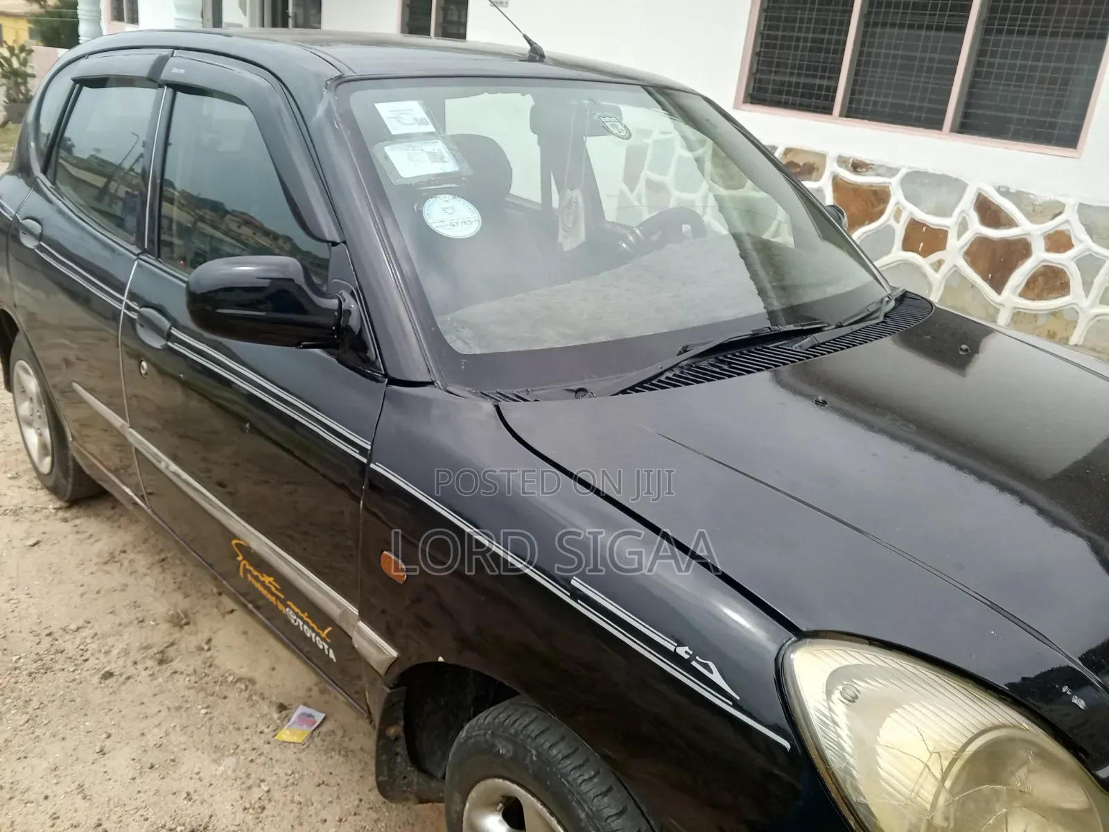 Toyota Duet 2010 Black