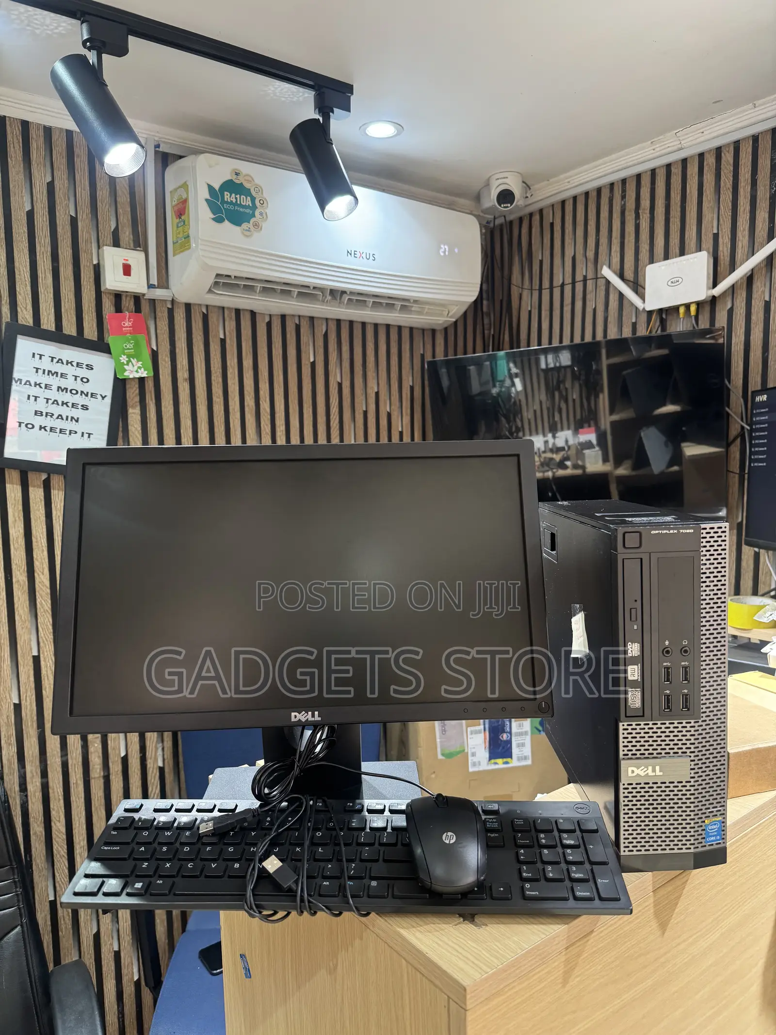 Desktop Computer Dell Optiplex 7020 SFF 8GB Intel Core i5 HDD 500GB
