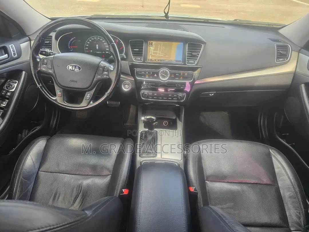 Kia Cadenza 2014 Silver