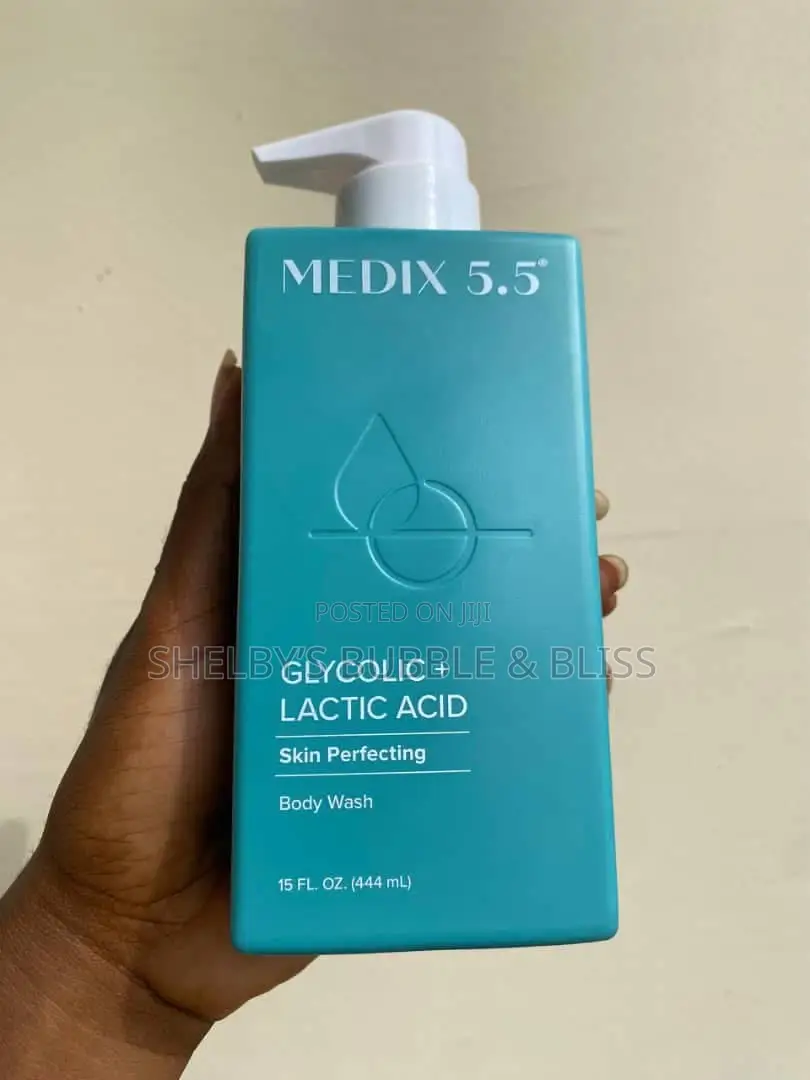 Medix 5.5 Glycolic Acid +Lactic Acid Body Wash