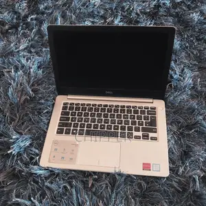 Laptop Dell Inspiron 13 5370 8GB Intel Core i5 SSD 256GB