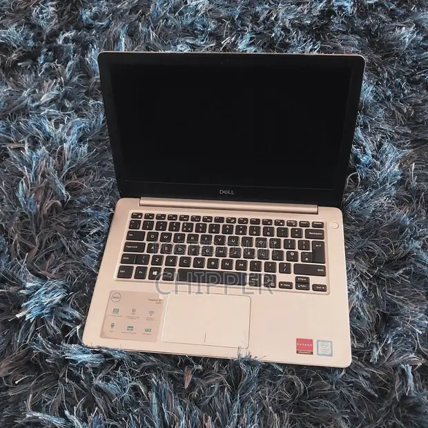 Laptop Dell Inspiron 13 5370 8GB Intel Core i5 SSD 256GB - Chipper