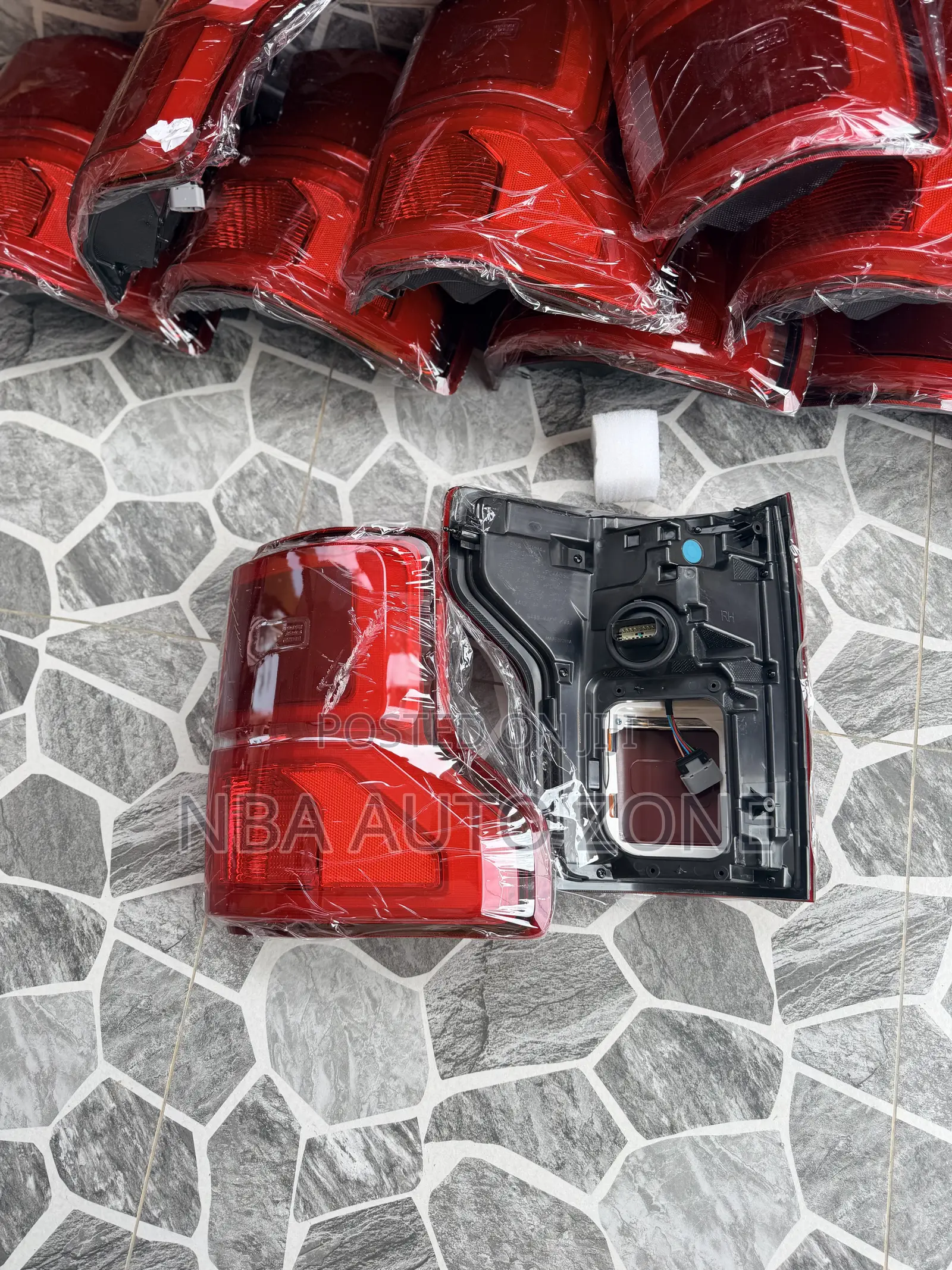 Ford F-150 2016-20 Led Tail Light (Pair or One Side)