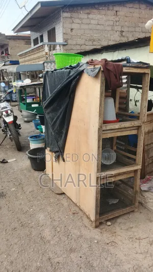 Space-Saving 3-Level Wooden Animal's Cage