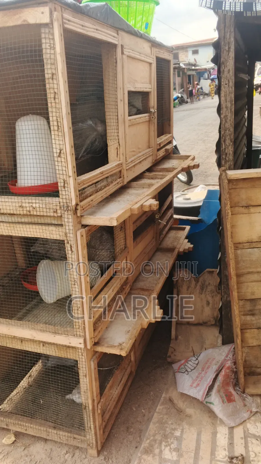 Space-Saving 3-Level Wooden Animal's Cage