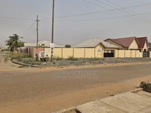3bdrm House in Near Hfc Estate, Community 25 for sale