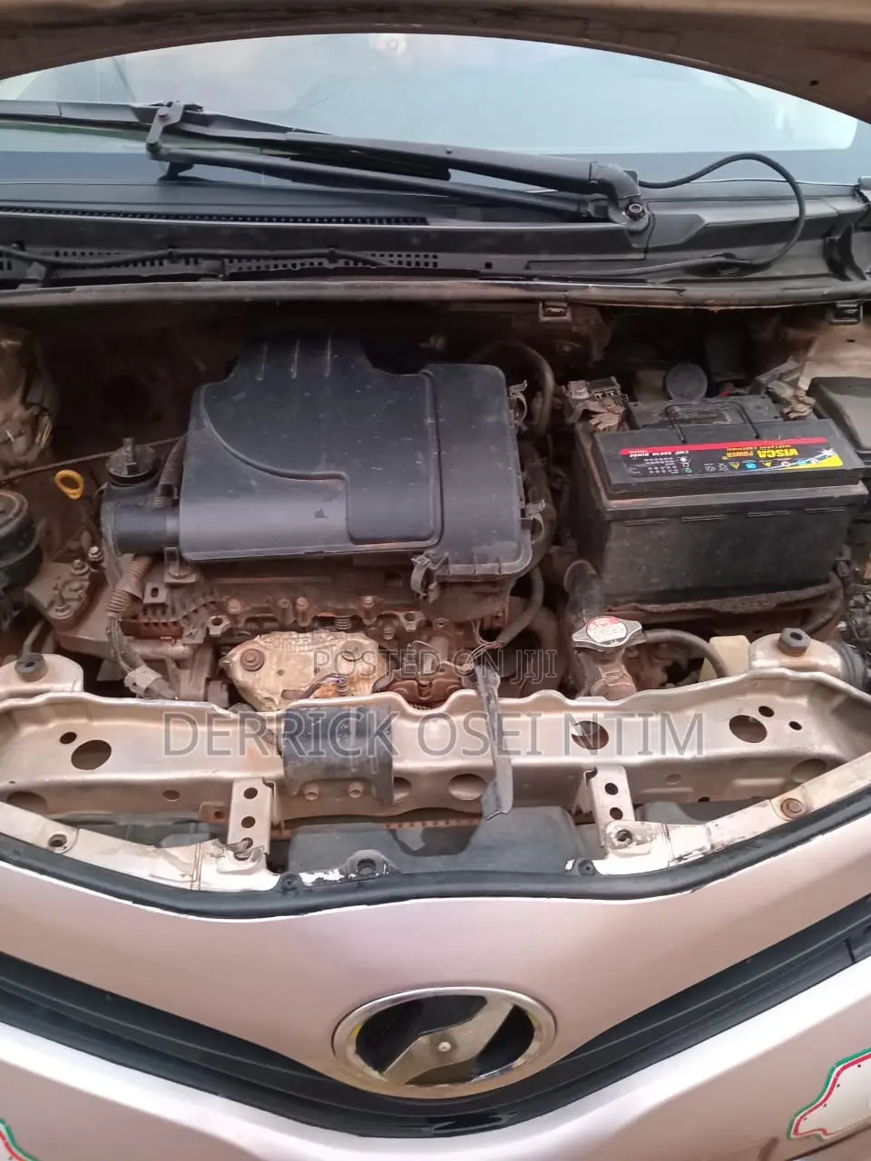 Toyota Vitz 1.0 FWD 3dr 2011 Gray
