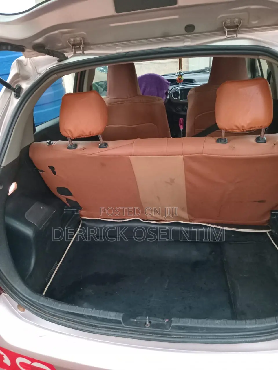 Toyota Vitz 1.0 FWD 3dr 2011 Gray