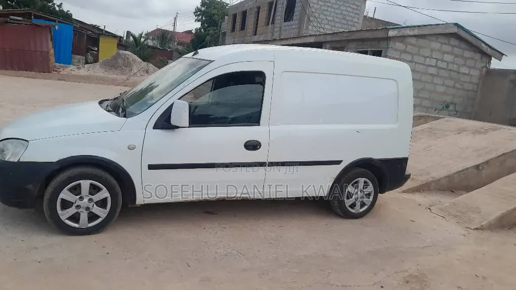 Opel Combo 2008 White