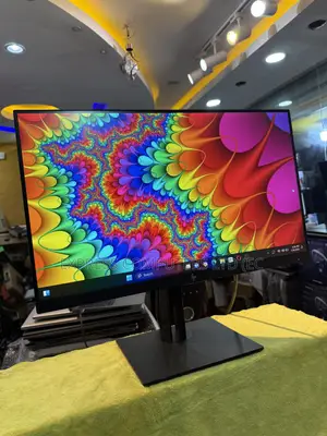 HP Z23-G2 24 Inches Edgeless Ips,Full Hd 1080p Monitor.Good for Gaming