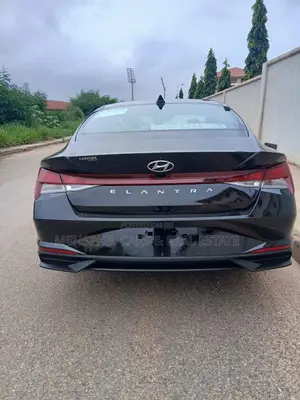 Hyundai Elantra 2023 Black