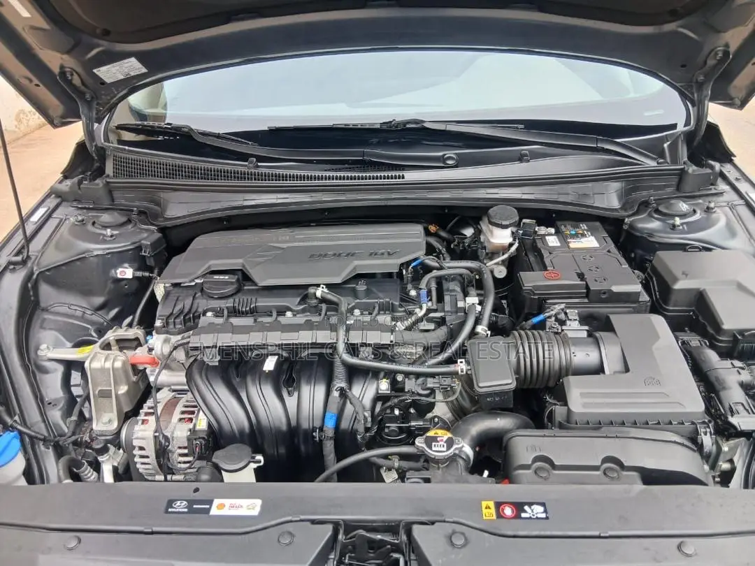 Hyundai Elantra 2023 Black