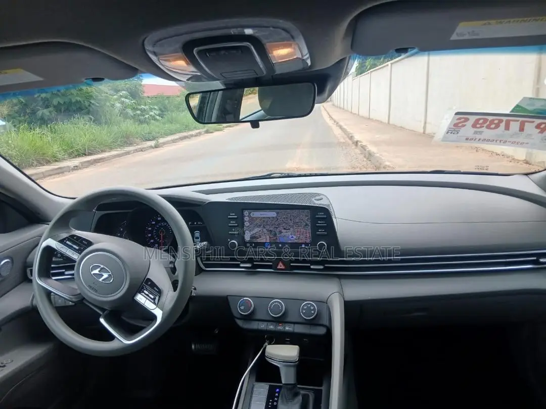 Hyundai Elantra 2023 Black