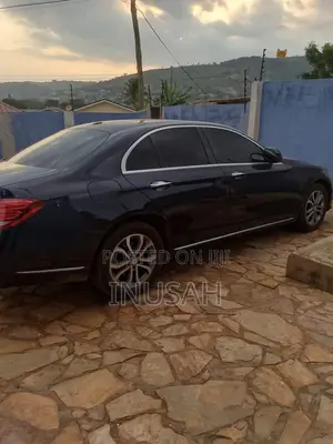 Mercedes-Benz E300 2018 Black