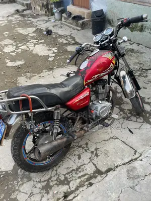 Royal Motorcycle 2020 Red