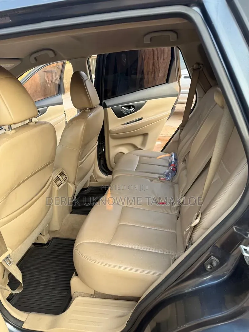 Nissan Rogue 2015 Gray