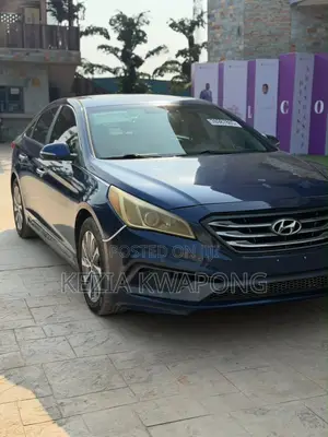 Hyundai Sonata Sport 2.0T Sedan FWD (2.0L 4cyl 6A) 2017 Blue