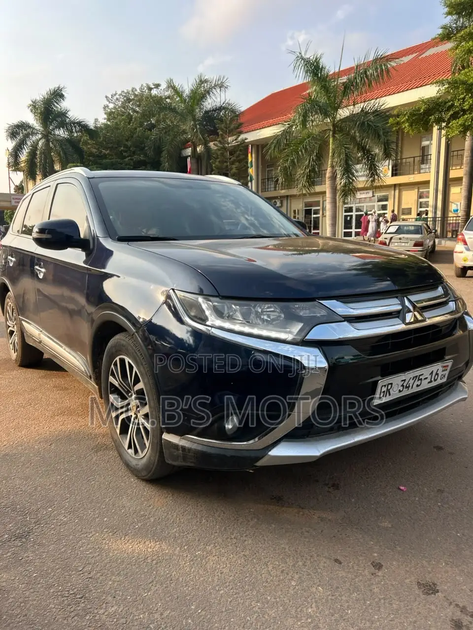 Mitsubishi Outlander 2016 Black