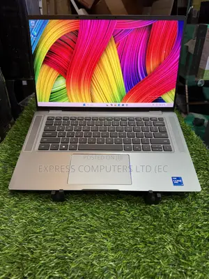 Laptop Dell Latitude 9520 16GB Intel Core i7 SSD 512GB
