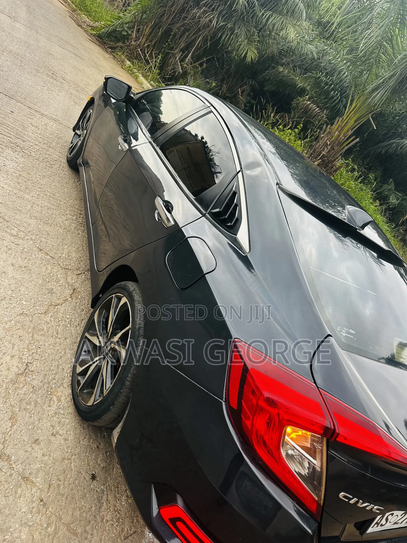Honda Civic Touring Sedan 2019 Gray