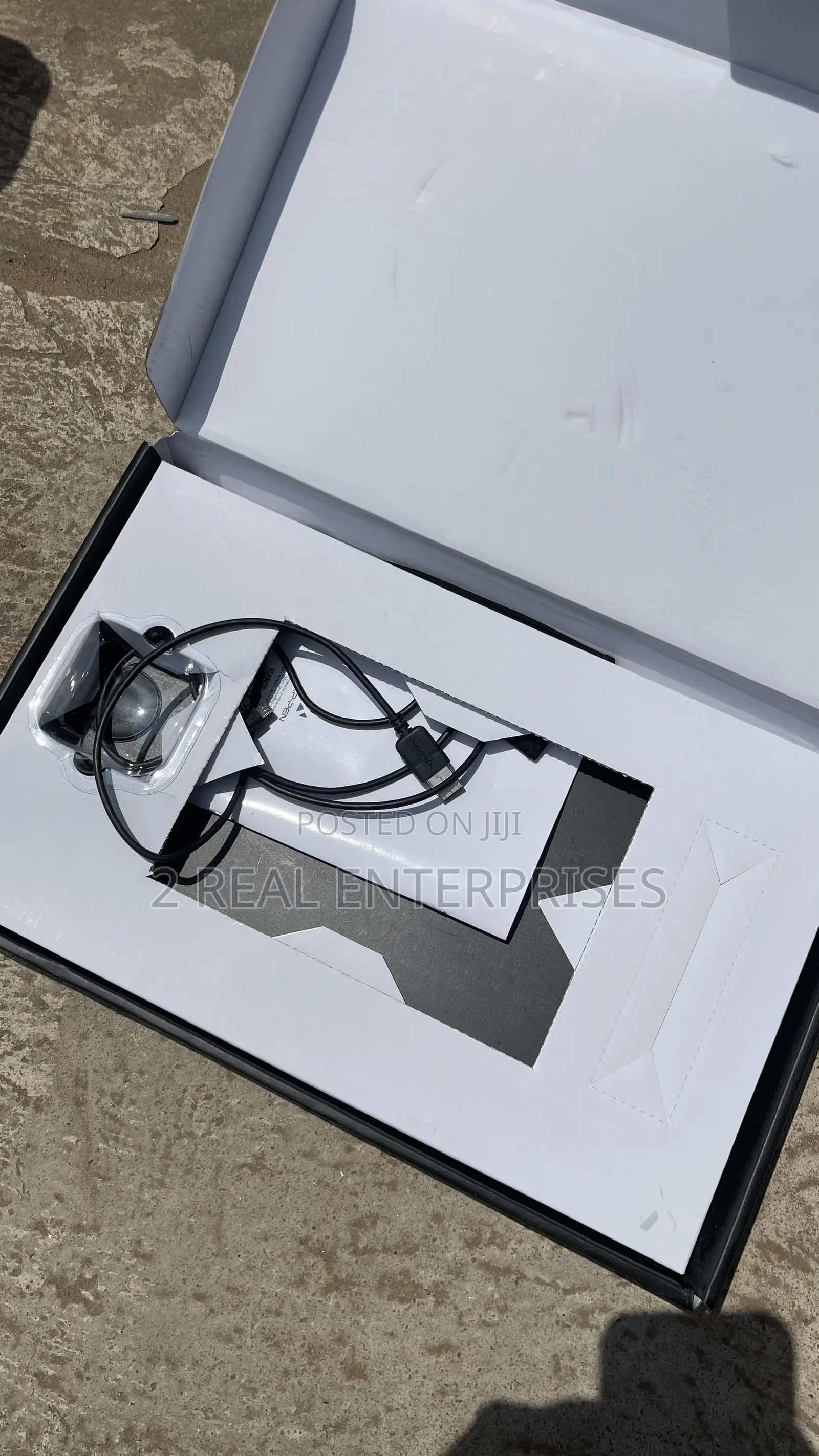 XP-Pen Star 06 Wireless Graphics Drawing Tablet