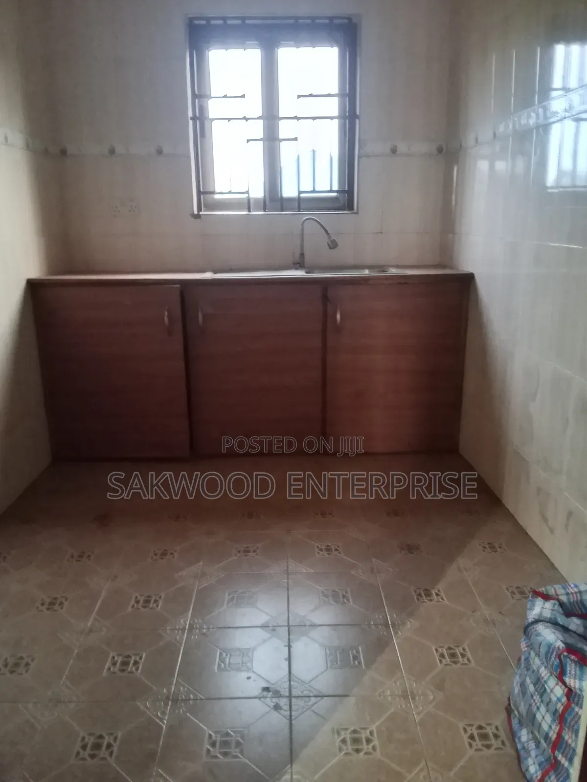 2bdrm Apartment in Sakwood Estate, Oyibi for rent