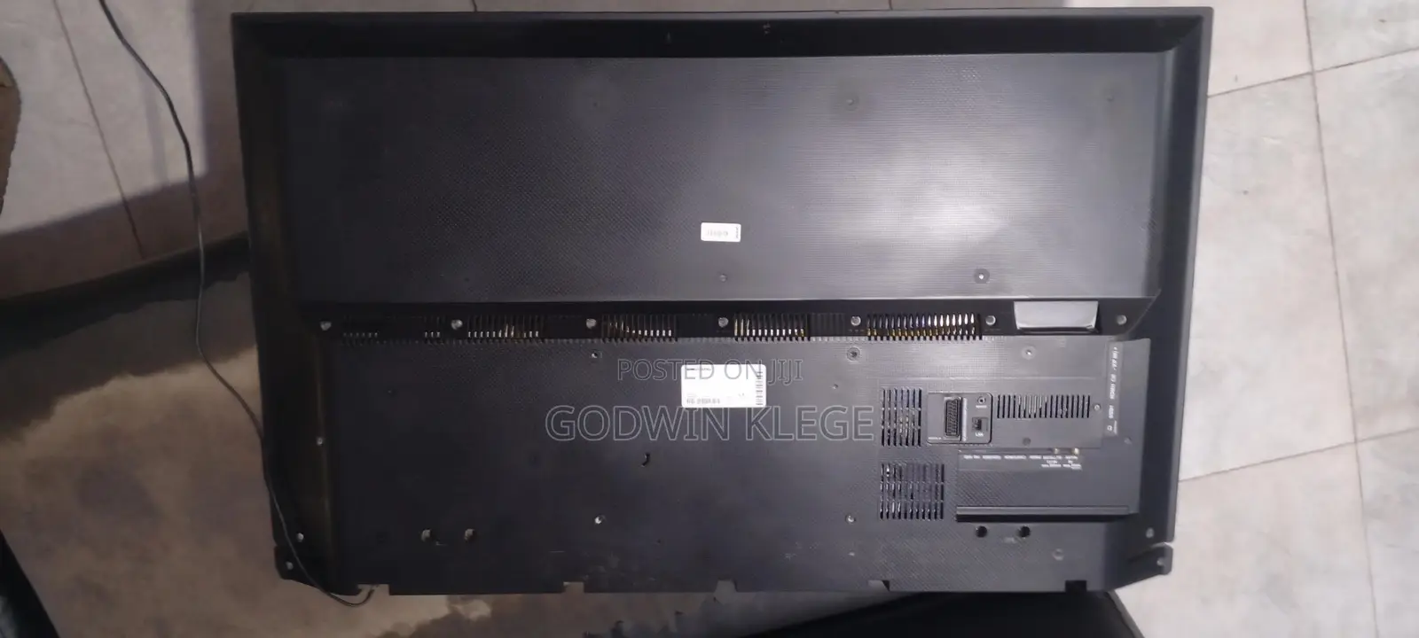 Grundig TV Broken Screen