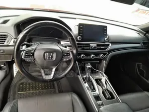 Honda Accord 2019 Red