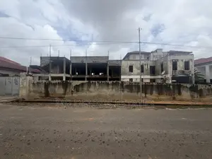 6bdrm Block of Flats in Police Station for sale