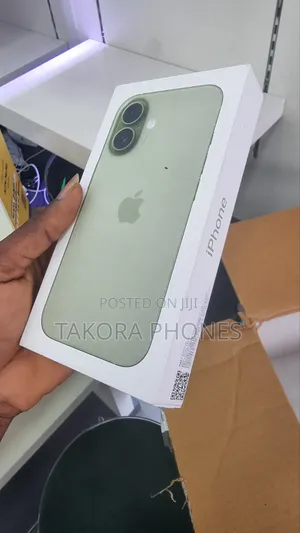 New Apple iPhone 17 256 GB Green
