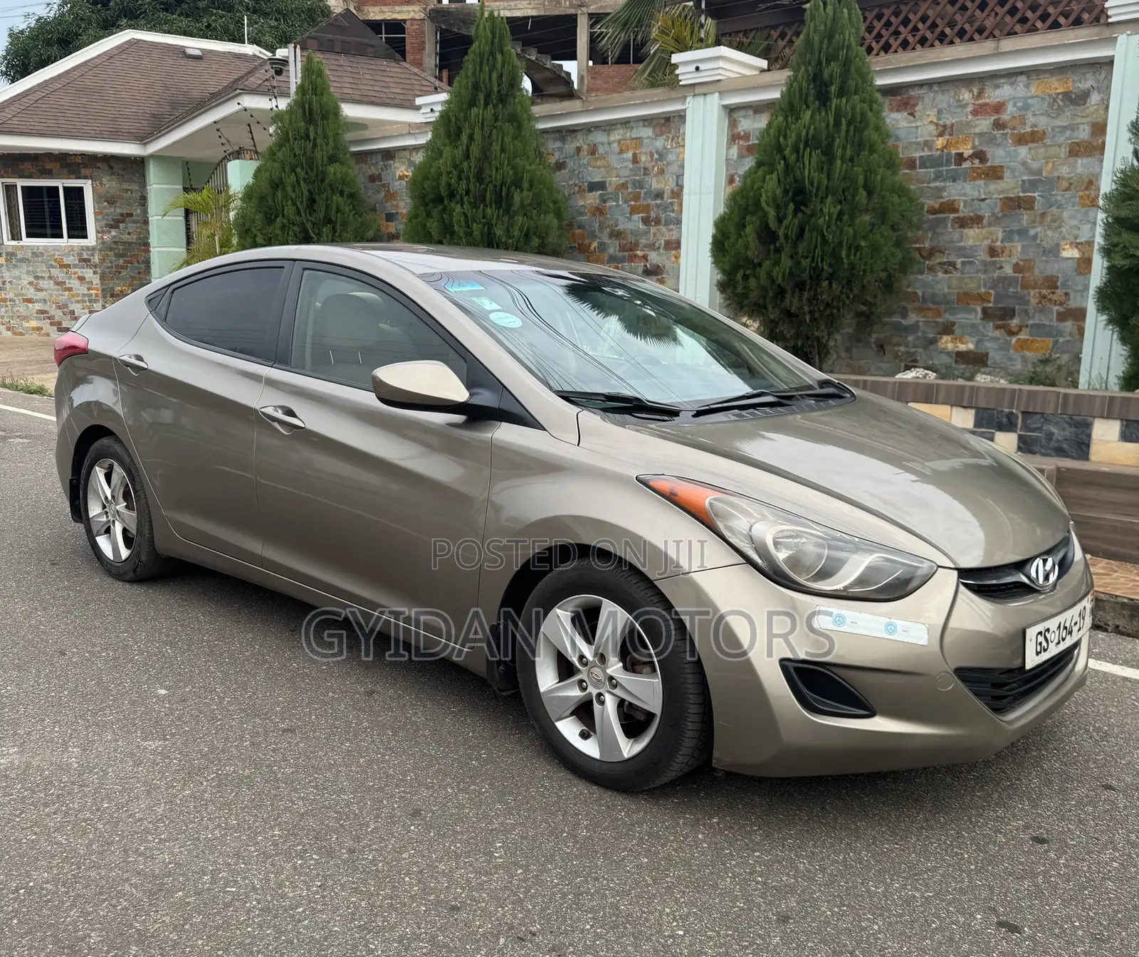 Hyundai Elantra 2013 Gray