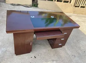 Executive Office Desk With Glass Inlay