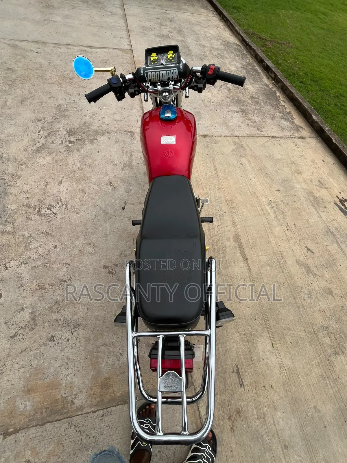 Royal RY125 2025 Red