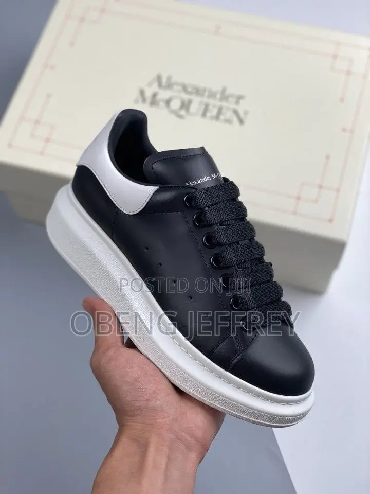 Original Alexander McQueen Black, Sole White