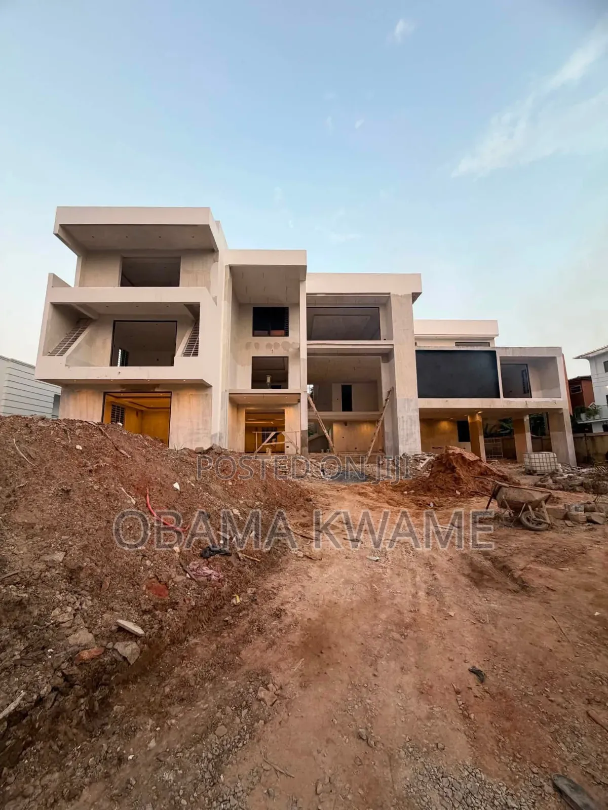 7bdrm Mansion in Laryea Homes, Ability for sale