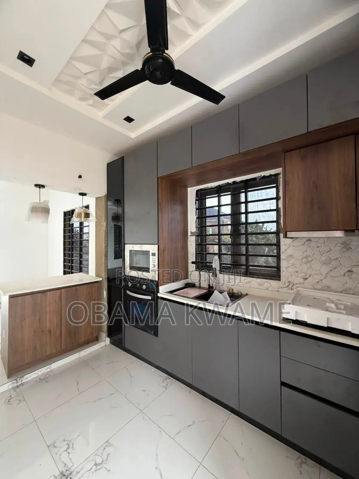 2bdrm House in Laryea Homes, Police Station for sale