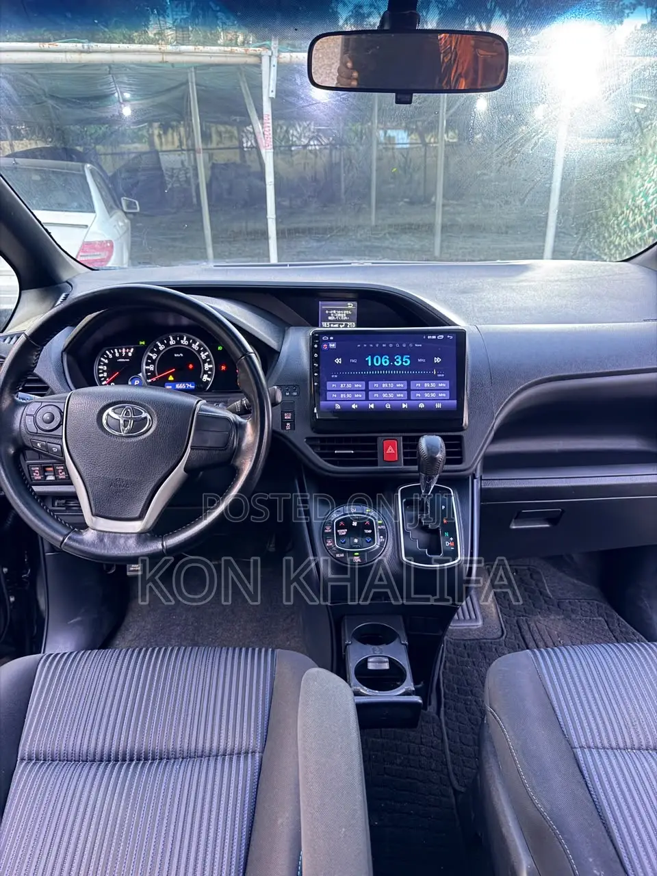 Toyota Voxy 2014 Black