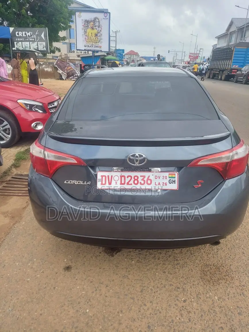 Toyota Corolla S Plus 4dr Sedan (1.8L 4cyl CVT) 2016 Gray